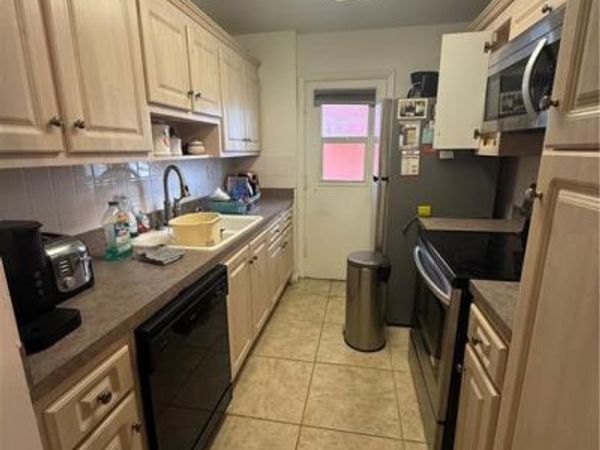 1766 Cape Coral PKWY E, Unit 102, CAPE CORAL, FL 33904