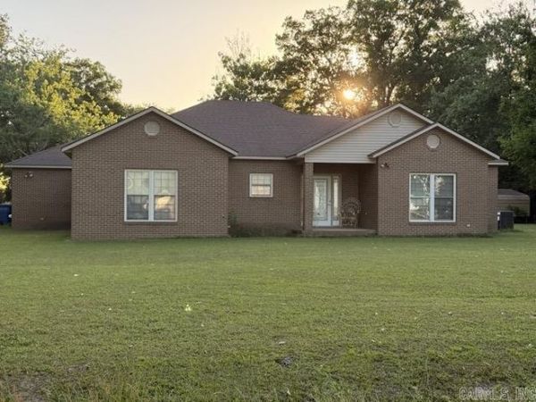 739 E 5th St , Rector, AR 72461