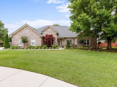 102 Langly Court, Madison, AL 35758