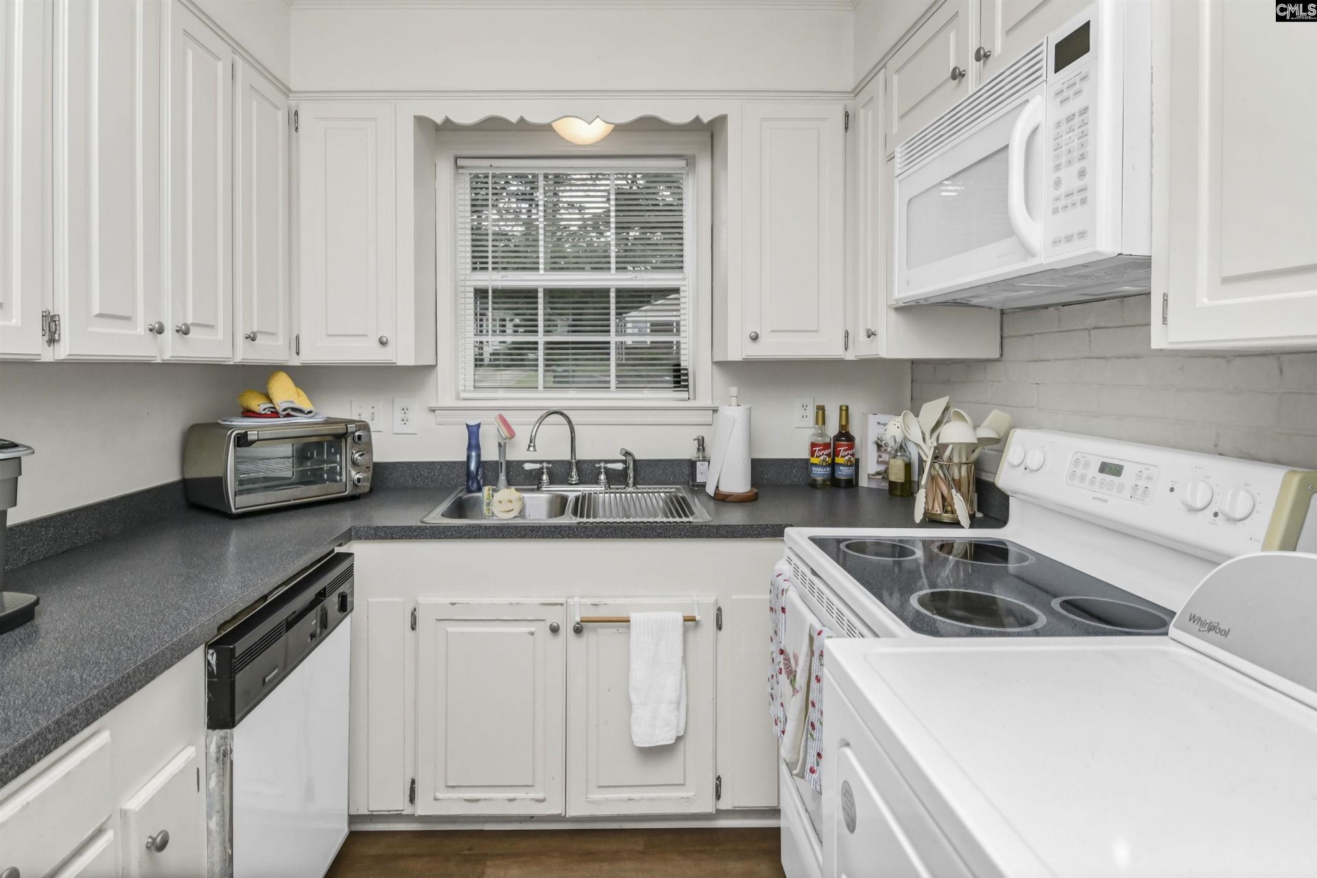 227 S Marion Street Photo 32