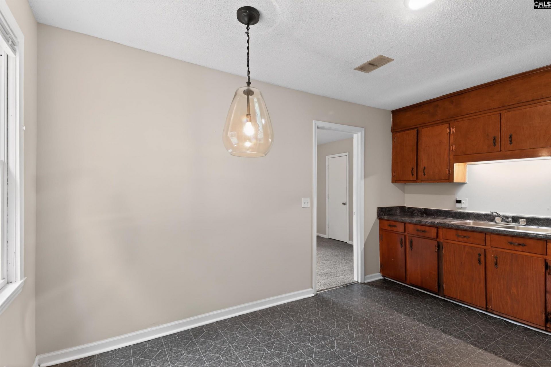 508 Rockhaven Drive  Photo 17