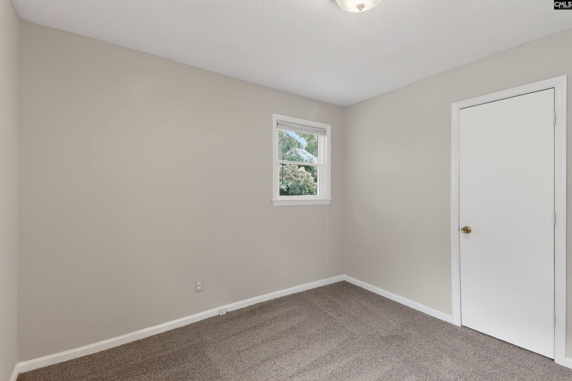 508 Rockhaven Drive  Photo 4