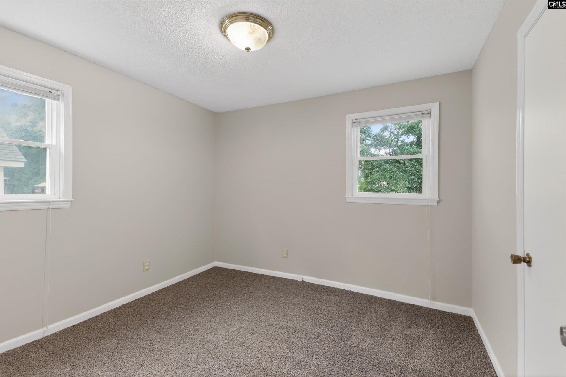 508 Rockhaven Drive  Photo 8