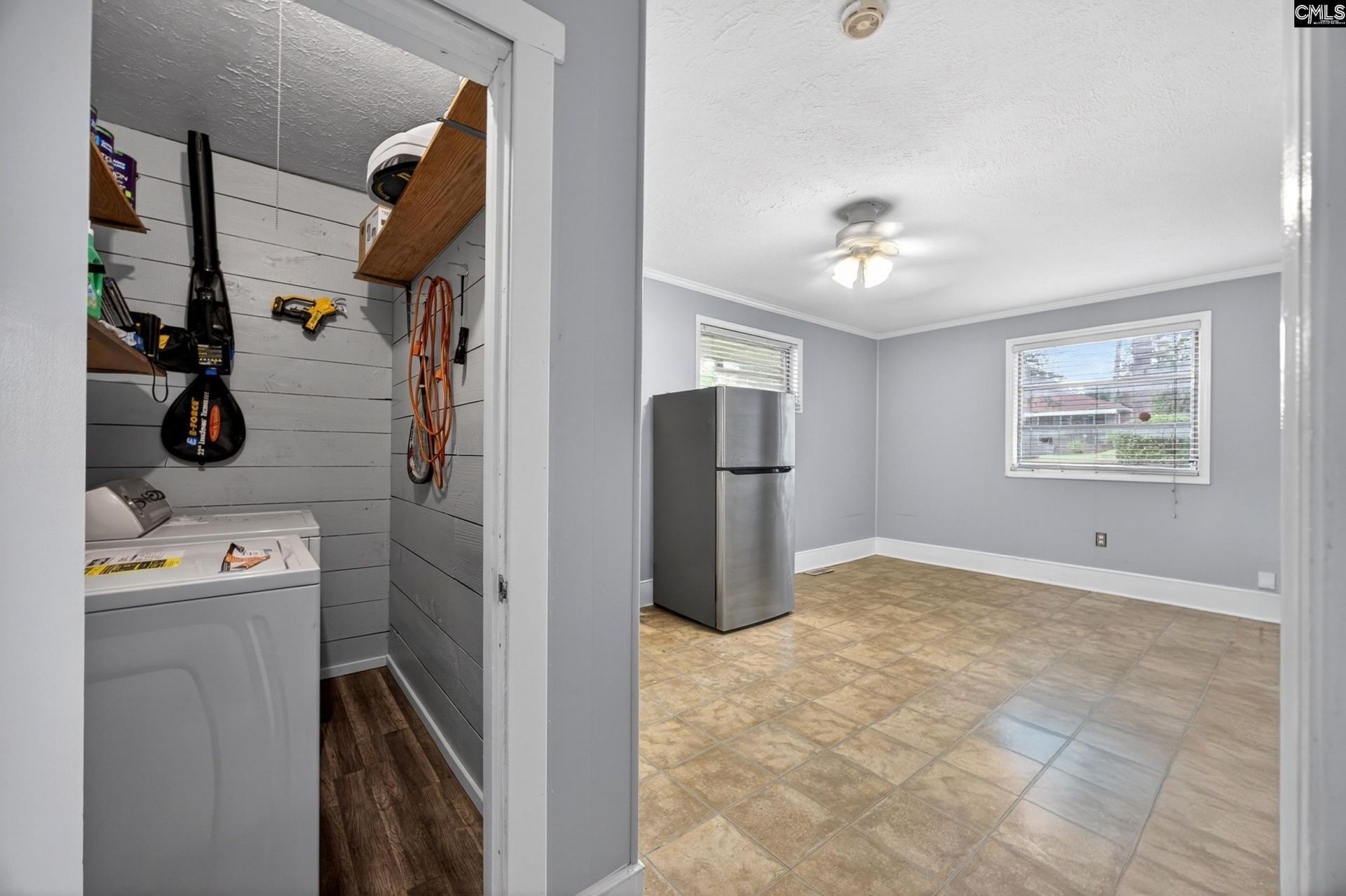 2231 Margurette Street  Photo 15