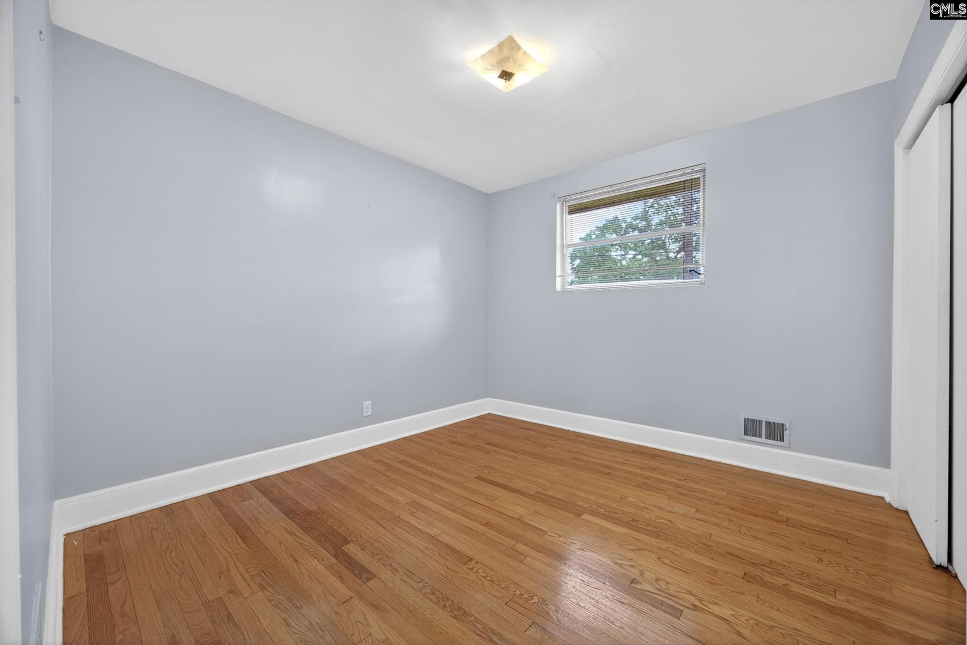 2231 Margurette Street  Photo 20