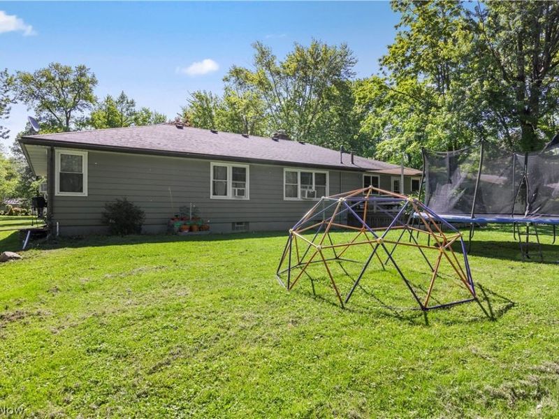 1908 Wallace Lane, Lorain, OH 44053 Photo 40