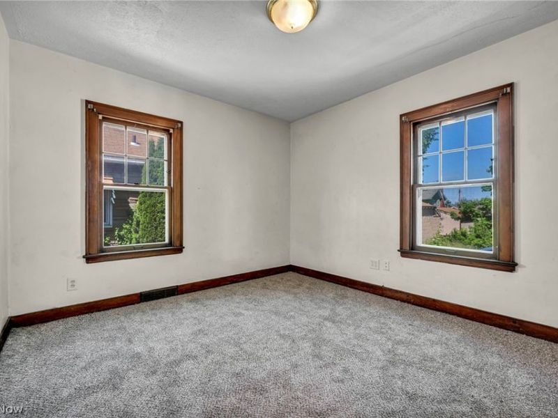 167 N Hazelwood Avenue , Youngstown, OH 44509 Photo 16