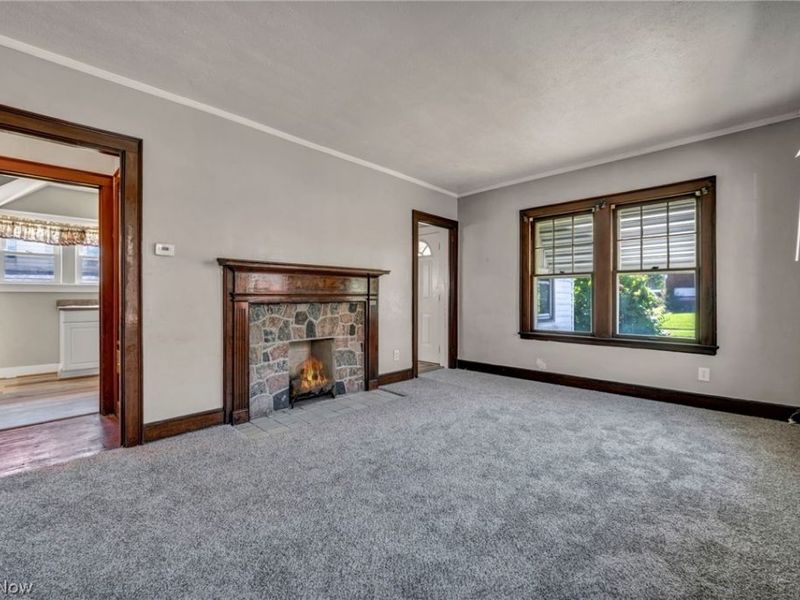 167 N Hazelwood Avenue , Youngstown, OH 44509 Photo 3