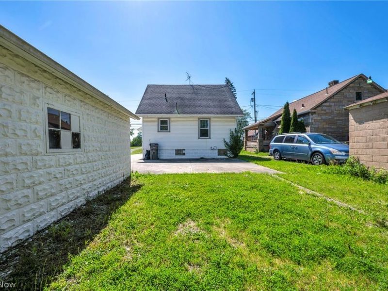 167 N Hazelwood Avenue , Youngstown, OH 44509 Photo 35