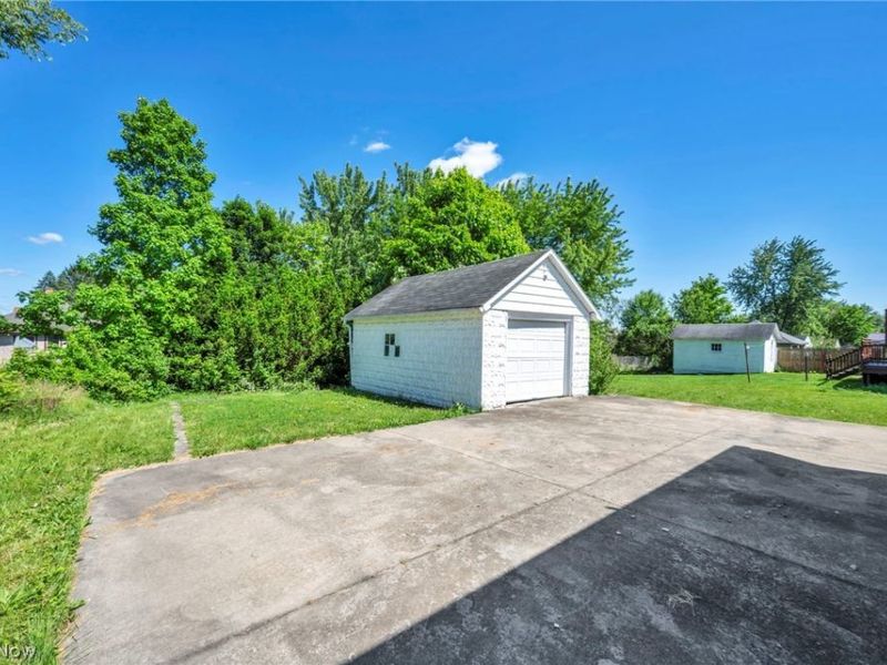 167 N Hazelwood Avenue , Youngstown, OH 44509 Photo 37