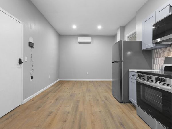 140 Grand, Unit 2B, Waterbury, CT 06702