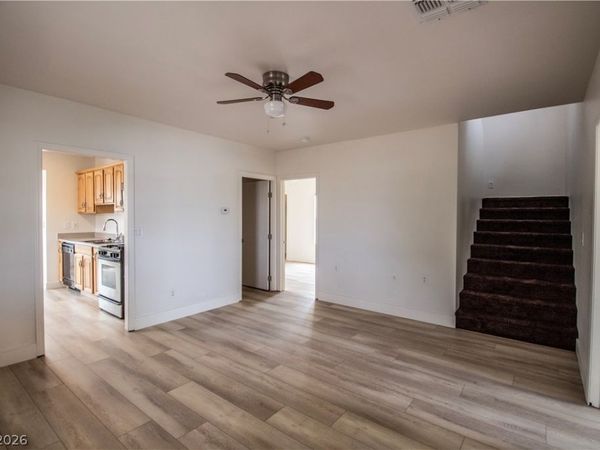 119 W Victory Road , Henderson, NV 89015