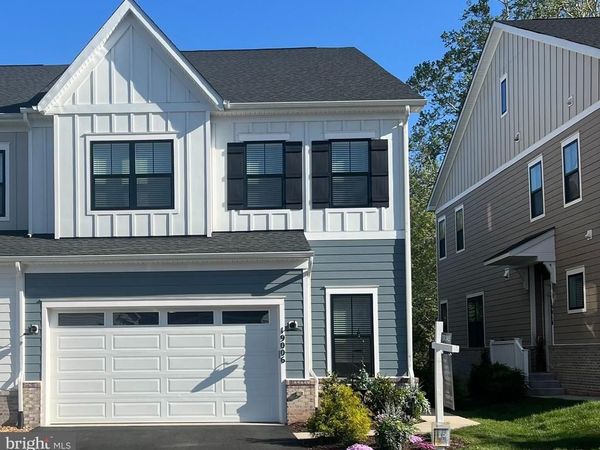 19006 CORAL REEF SQUARE , LEESBURG, VA 20176