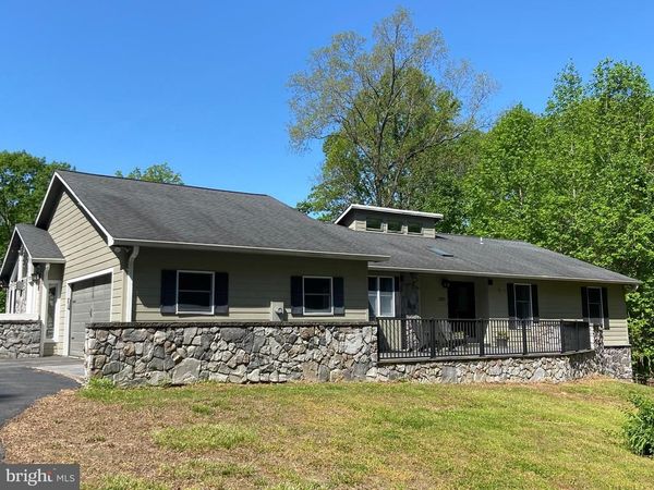1251 HINTON DRIVE , HUNTINGTOWN, MD 20639