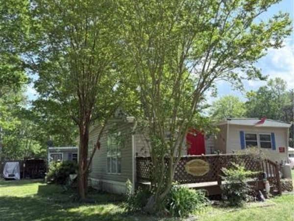 28 Lane Road , Reedville, VA 22539