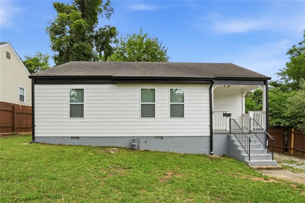 2719 Blount St, East Point, GA 30344 Main Photo