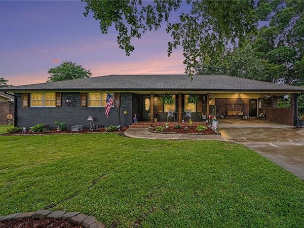 110 Woodmont Drive, Griffin, GA 30224