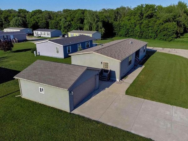 897 E Lake Street, Unit 104, Lake Mills, WI 53551