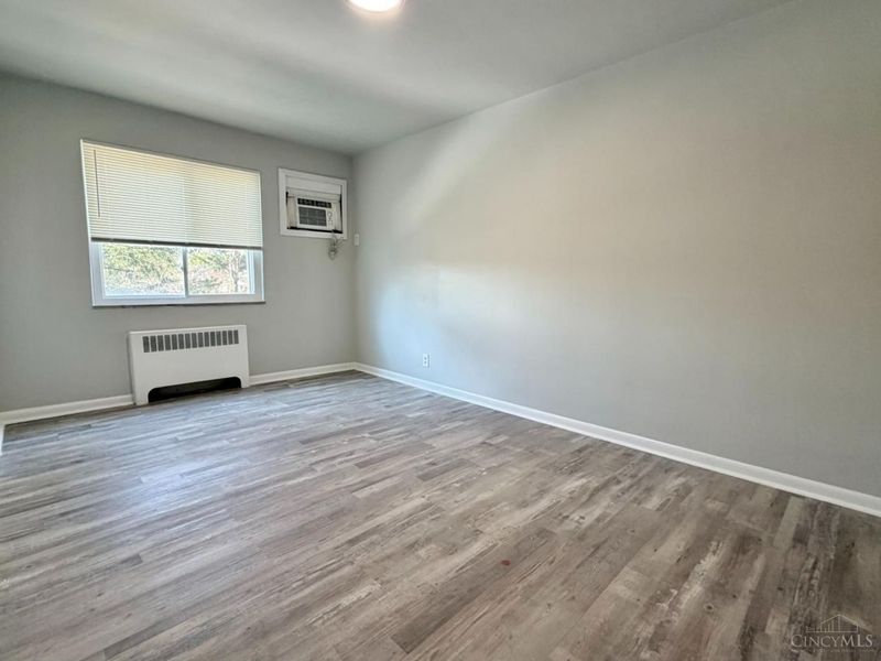 4635 Glenway, Cincinnati, OH 45238 Photo 6