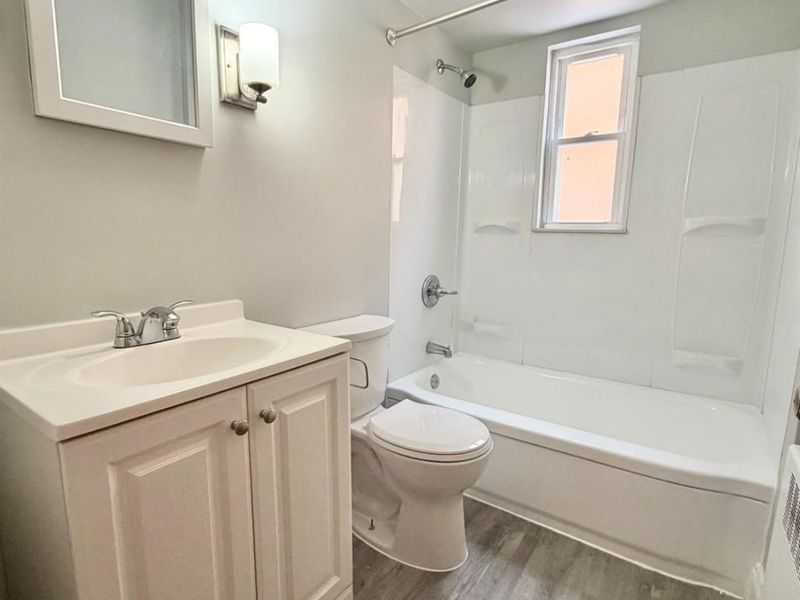 4635 Glenway, Cincinnati, OH 45238 Photo 7