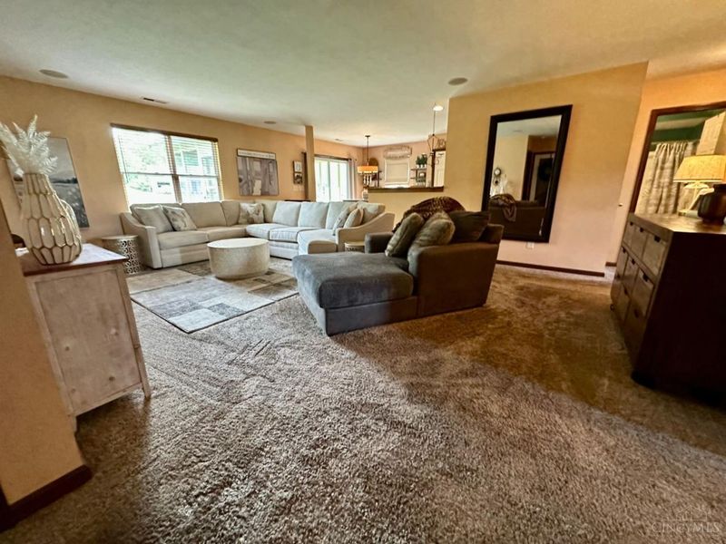 129 Mimosa Court, Hamilton, OH 45013 Photo 5