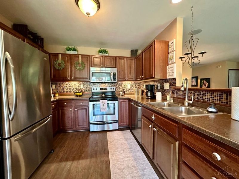 129 Mimosa Court, Hamilton, OH 45013 Photo 6