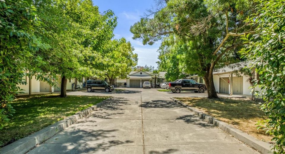 1962 Juliesse Ave #2, Unit 2, Sacramento, CA 95815 Photo