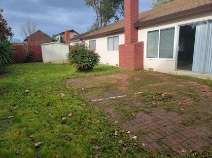 7548 Lindale Dr, Sacramento, CA 95828 Photo