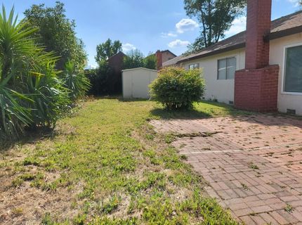 7548 Lindale Dr, Sacramento, CA 95828 Photo