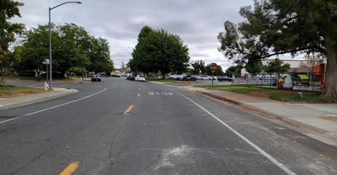 7548 Lindale Dr, Sacramento, CA 95828 Photo