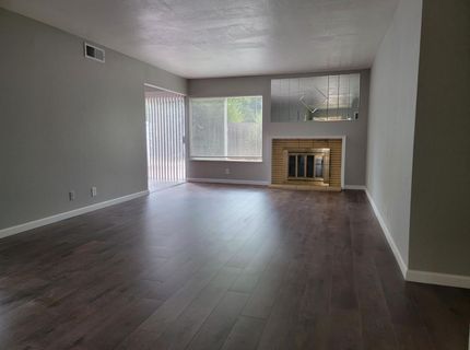 7548 Lindale Dr, Sacramento, CA 95828 Photo