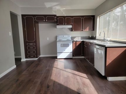 7548 Lindale Dr, Sacramento, CA 95828 Photo