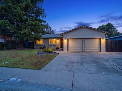 3735 Hillcrest Ln, Sacramento, CA 95821 Photo