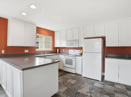 3735 Hillcrest Ln, Sacramento, CA 95821 Photo