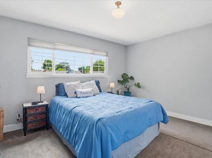3735 Hillcrest Ln, Sacramento, CA 95821 Photo