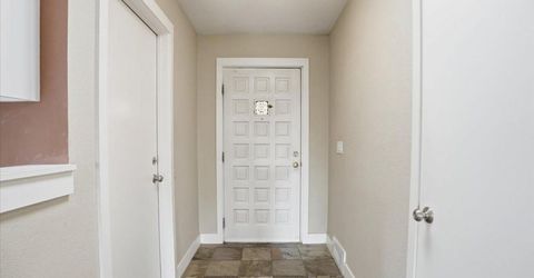 3735 Hillcrest Ln, Sacramento, CA 95821 Photo