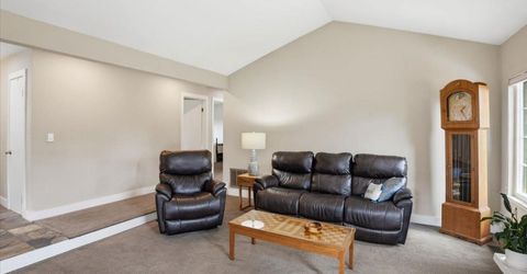 3735 Hillcrest Ln, Sacramento, CA 95821 Photo