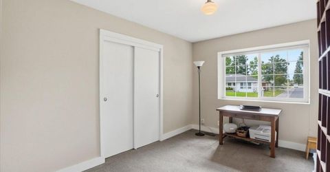 3735 Hillcrest Ln, Sacramento, CA 95821 Photo