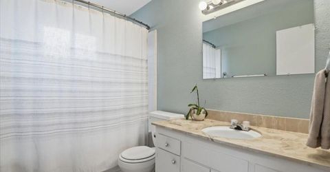 3735 Hillcrest Ln, Sacramento, CA 95821 Photo