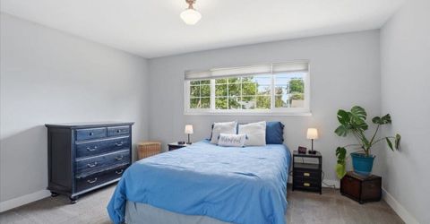 3735 Hillcrest Ln, Sacramento, CA 95821 Photo