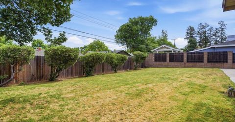 3735 Hillcrest Ln, Sacramento, CA 95821 Photo