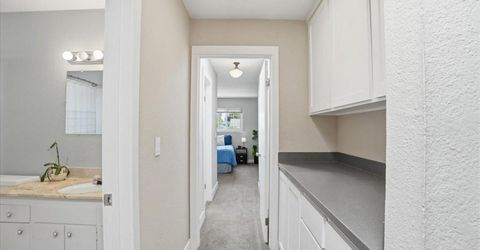 3735 Hillcrest Ln, Sacramento, CA 95821 Photo