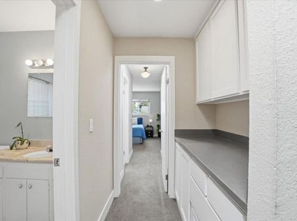 3735 Hillcrest Ln, Sacramento, CA 95821 Photo