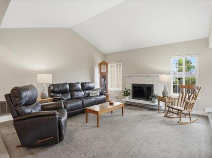 3735 Hillcrest Ln, Sacramento, CA 95821 Photo