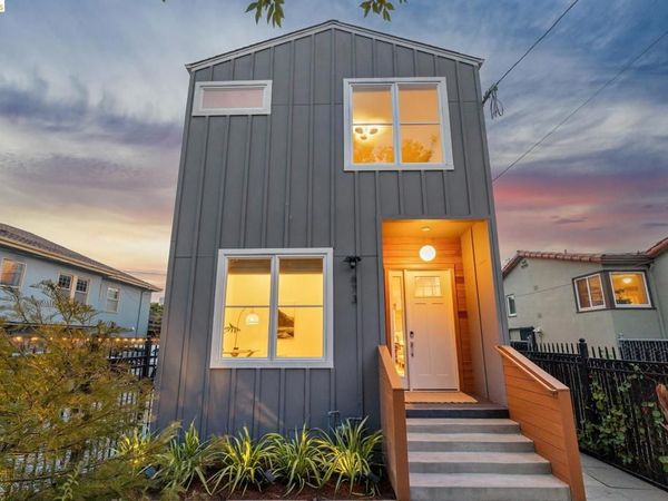 673 45Th St, Oakland, CA 94609