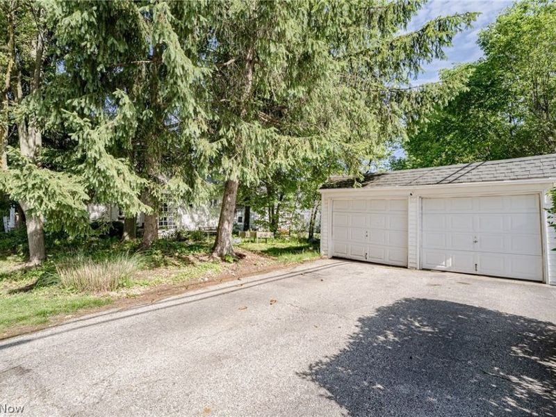 1665 Maywood Road, South Euclid, OH 44121 Photo 6