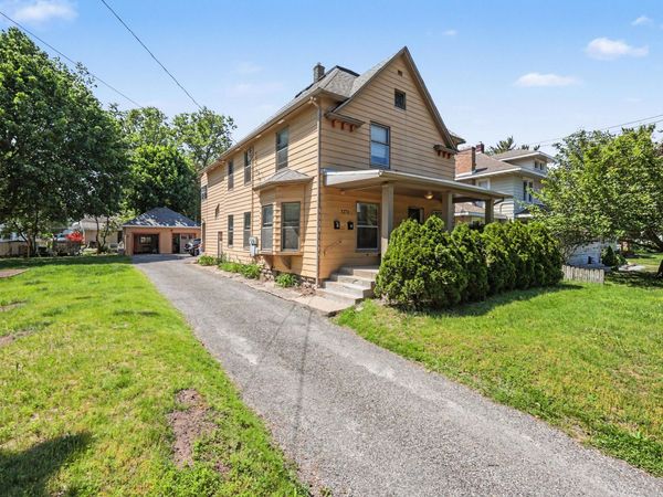 3271 Coit Avenue NE, Grand Rapids, MI 49525