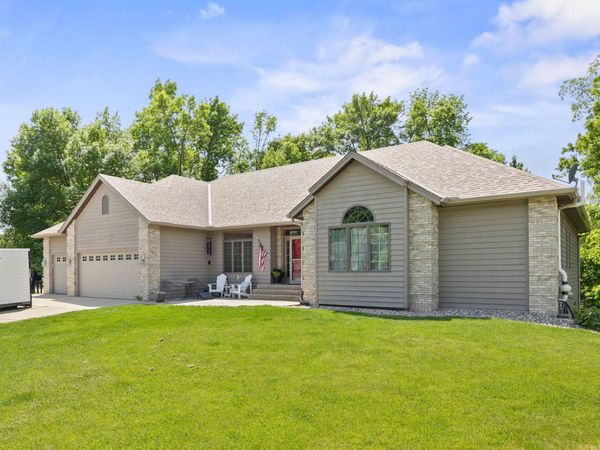 760 Colorado Court NW, Hutchinson, MN 55350