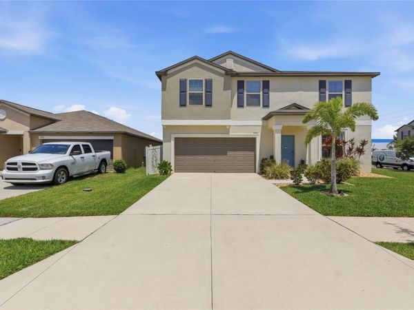 5052 WHITE CHICORY DRIVE , APOLLO BEACH, FL 33572