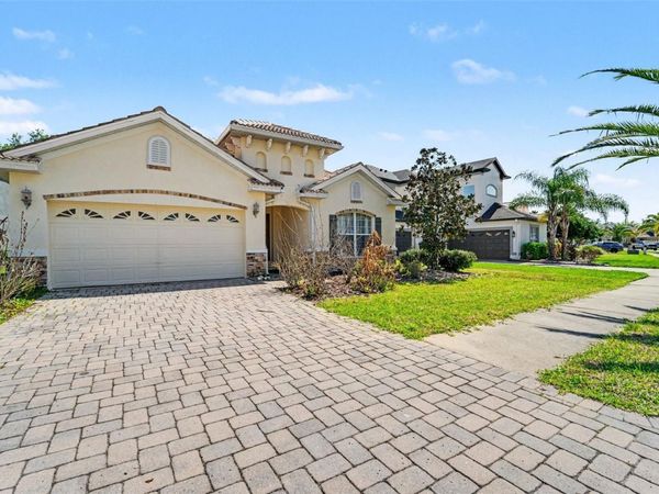 10864 CORY LAKE DRIVE , TAMPA, FL 33647